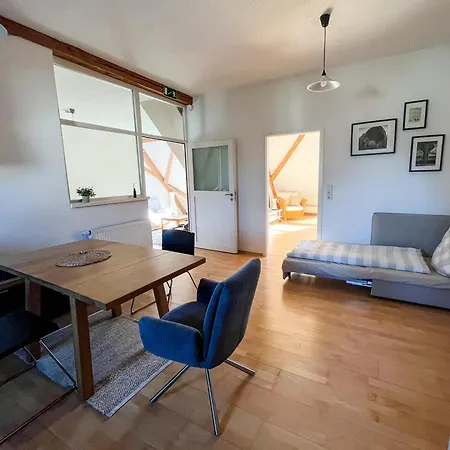 Apartamento Ueber Den Daechern Von Biberach